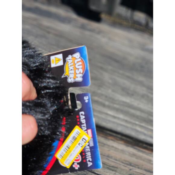 Marvel Plush Talkers Red Hulk Soft Toy, 11.75" Collectible Figure - Picture 6 of 8